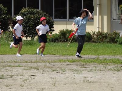 職員玄関方面からも避難